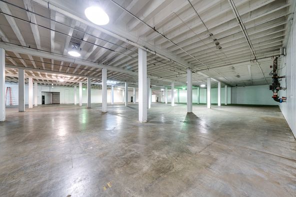 221 W Bockman Way, Sparta, TN 38583